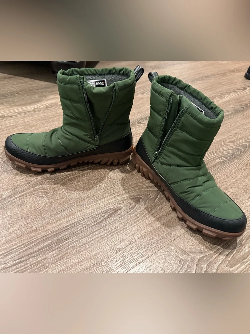 Bogs Women’s Cedar Quilt Olive Green Waterproof Winter Boots